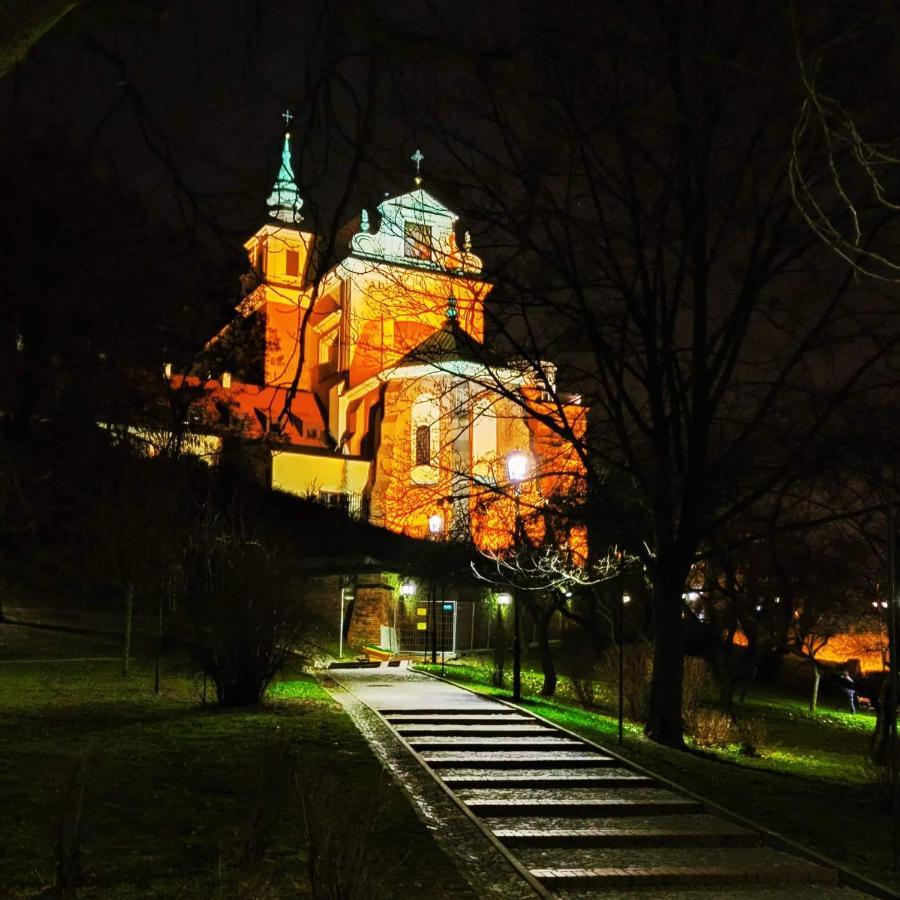 Mieszkanko Kolo Zamku Варшава Экстерьер фото